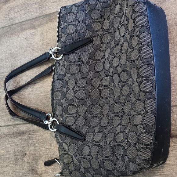 Coach Black and Gray Handbag with Wallet Set - Picture 6 of 13